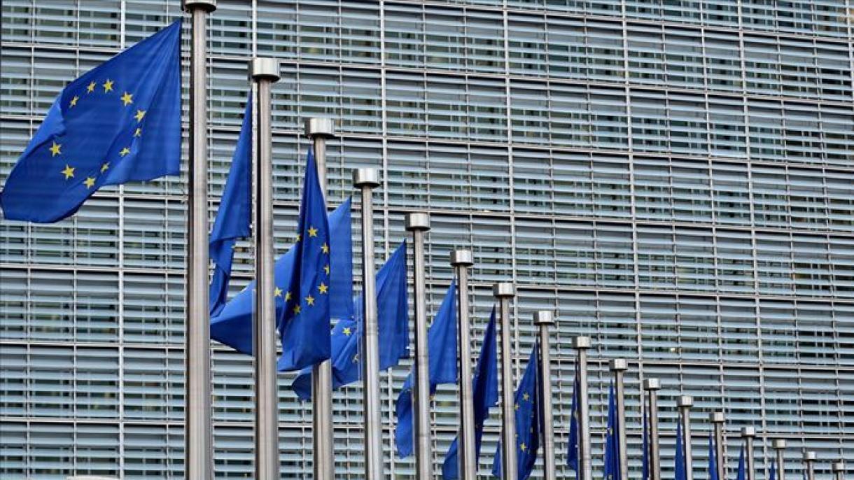 Economia da União Europeia encolhe 11,4% no segundo trimestre