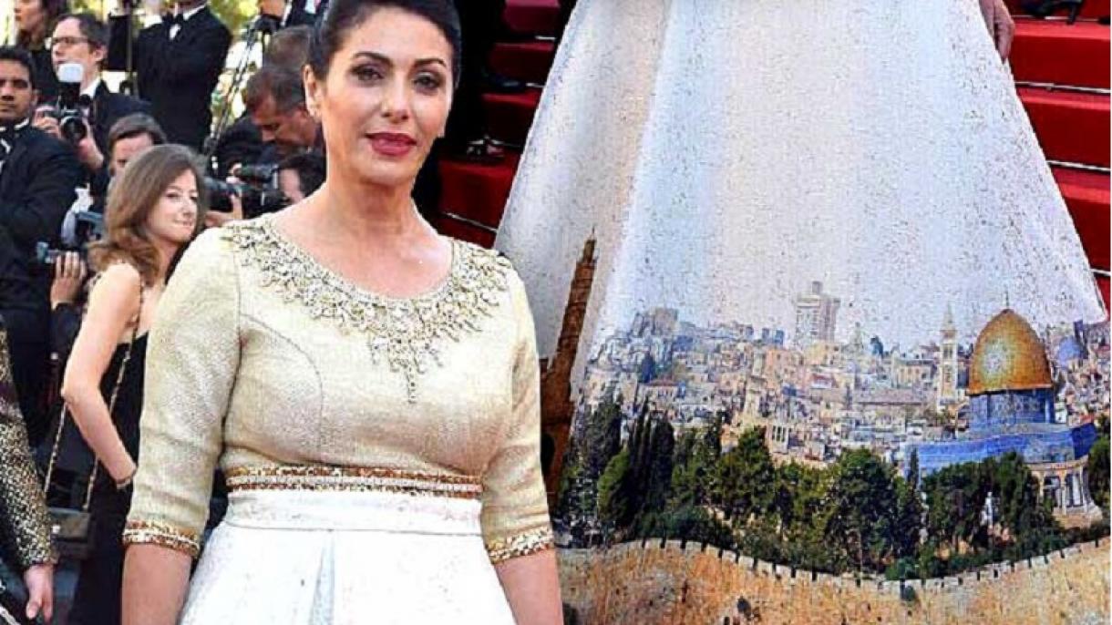 یہودی وزیرہ کا قبلہ اول کی تصویر کا حامل لباس موضوع اعتراض بن گیا