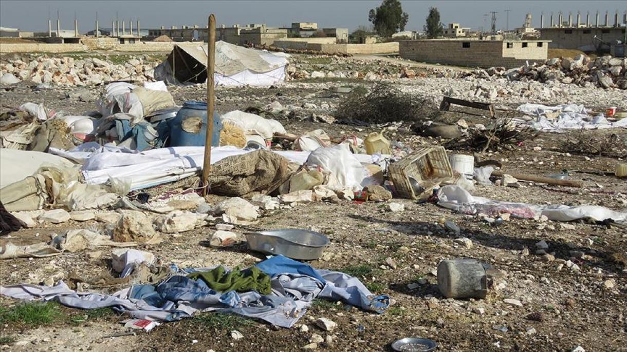 Lelőttek egy menekülttábort az idlíbi Serakibben