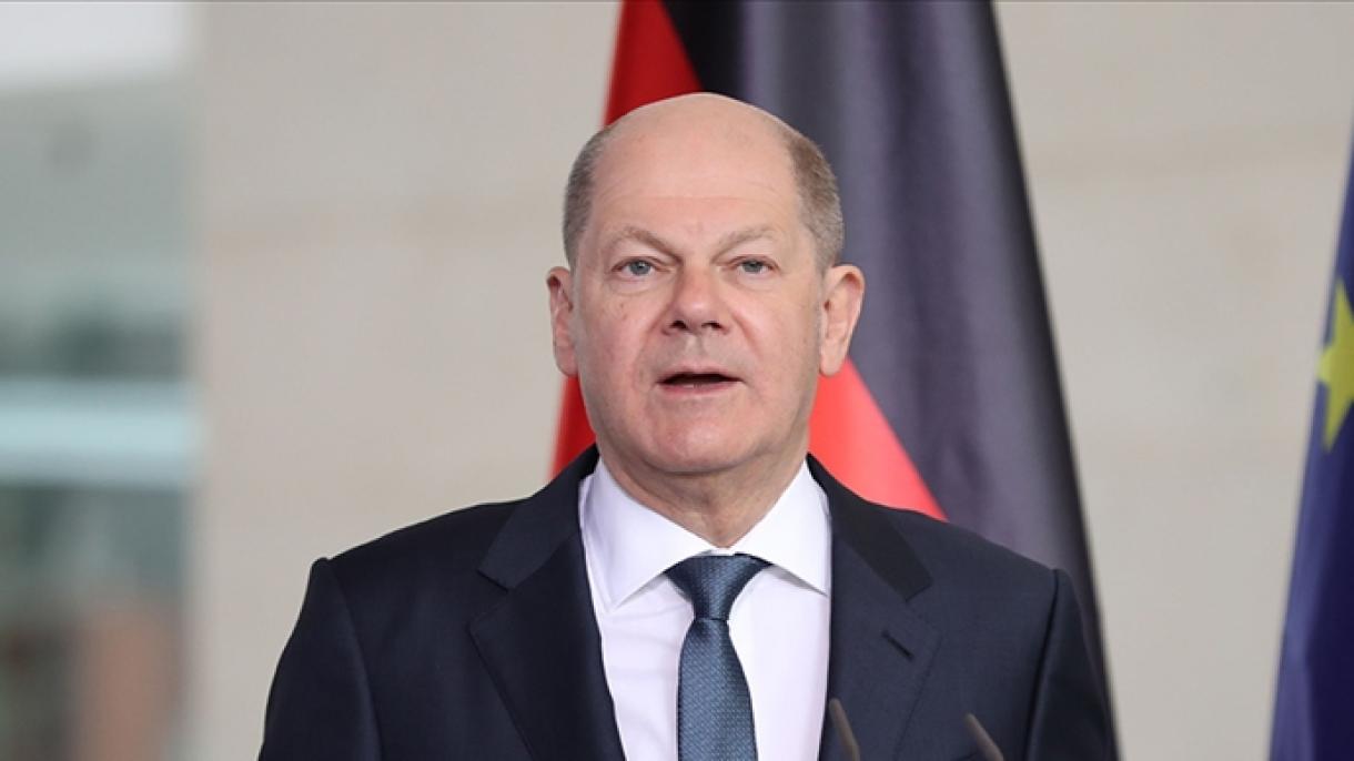 Scholz: "Pronti a possibilità guerra duri ancora un po'"