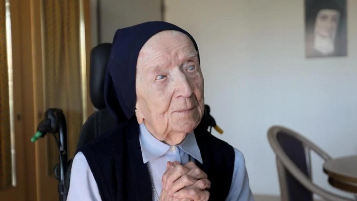 Muere la persona más anciana del mundo, la monja francesa André, a los 118 años