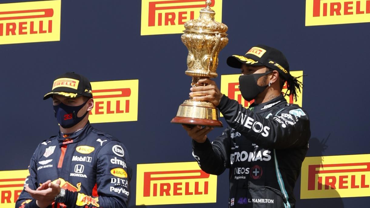 O piloto britânico Lewis Hamilton vence o GP da Grã-Bretanha de Fórmula 1