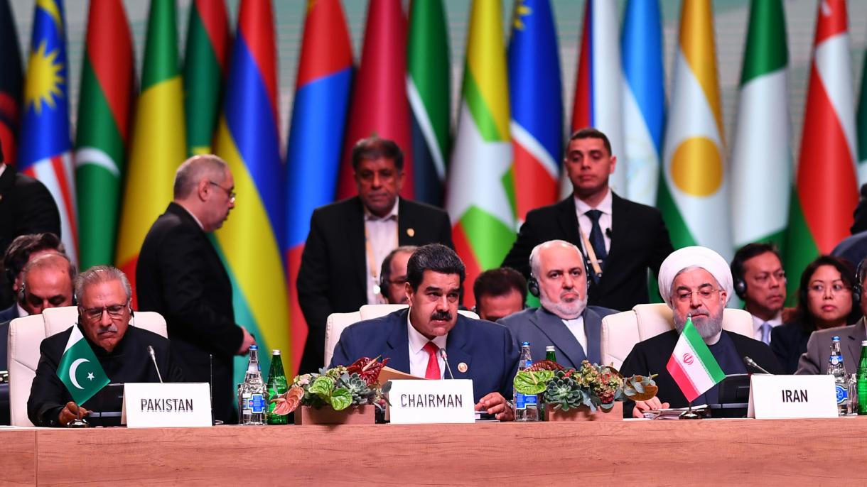 Maduro se refere à agressão econômica das potências globais durante a Cúpula de Mnoal
