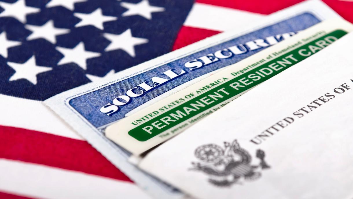 "Green Card"la ABŞ-a getmə qadağan olunur