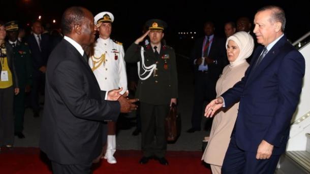 Elefántcsontpartra utazott Erdoğan elnök