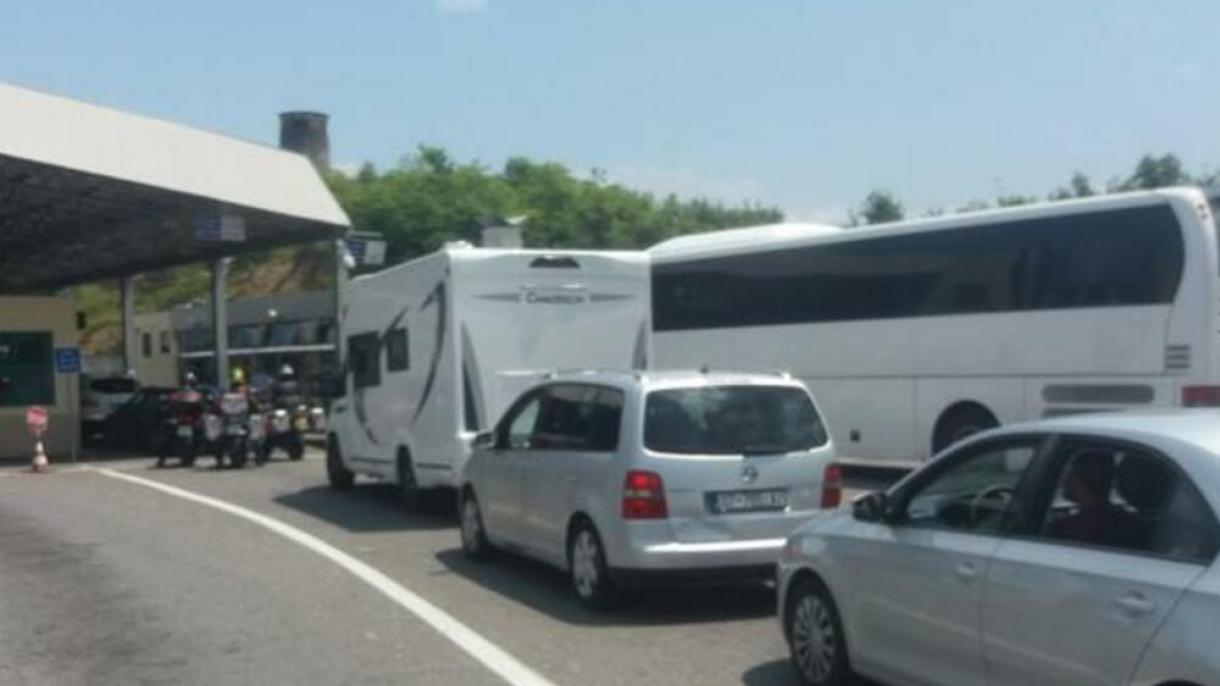 Karadağ kara sınır kapısı.jpg