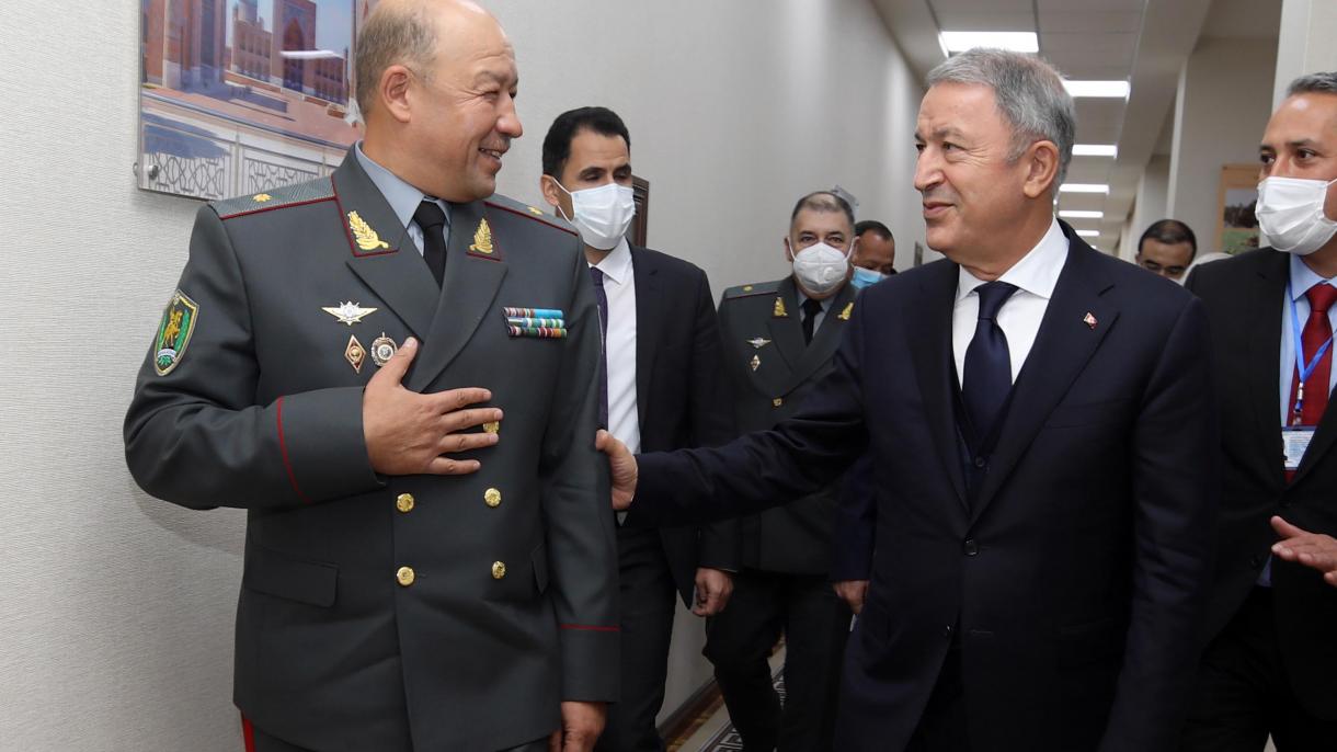 Hulusi Akar-özbekistan.3.jpg