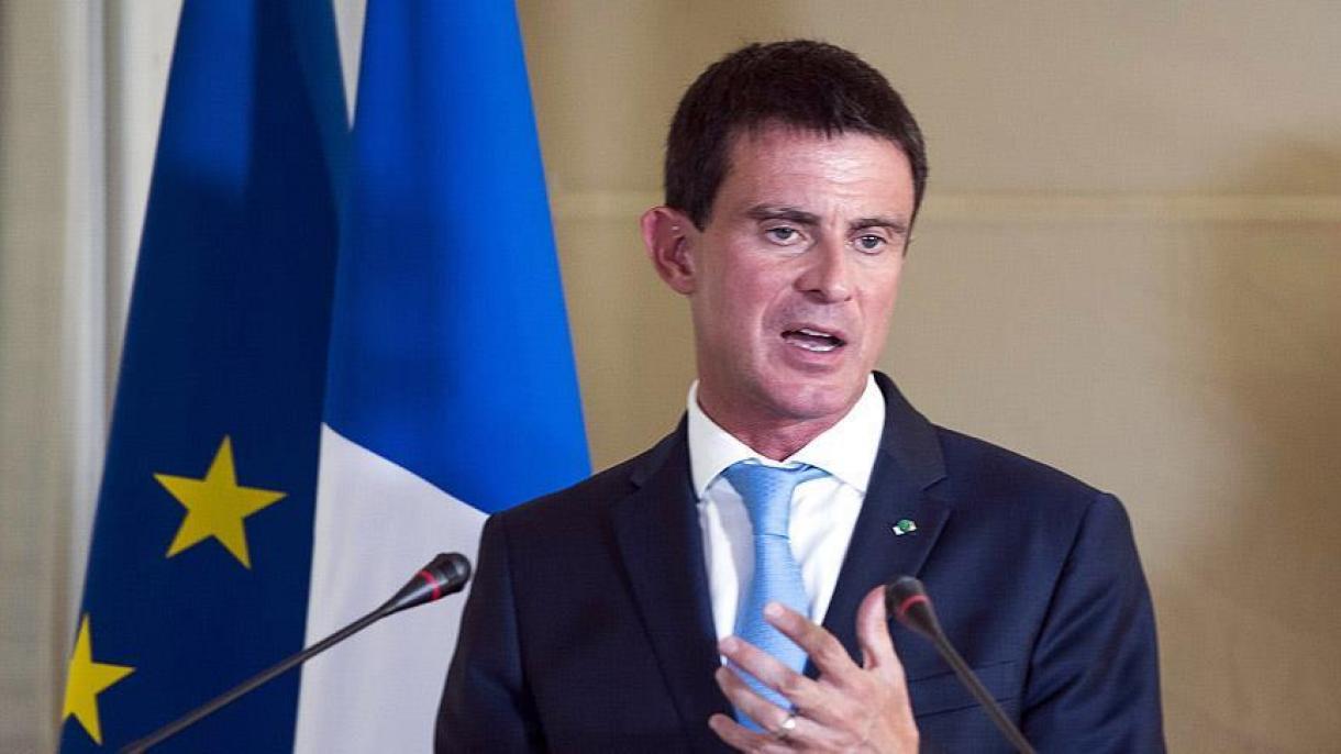 Le Premier ministre français Manuel Valls annonce sa candidature à la présidentielle de 2017