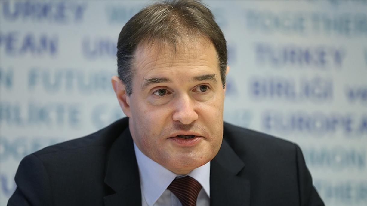 Benyújtotta lemondását a Frontex ügyvezető igazgatója