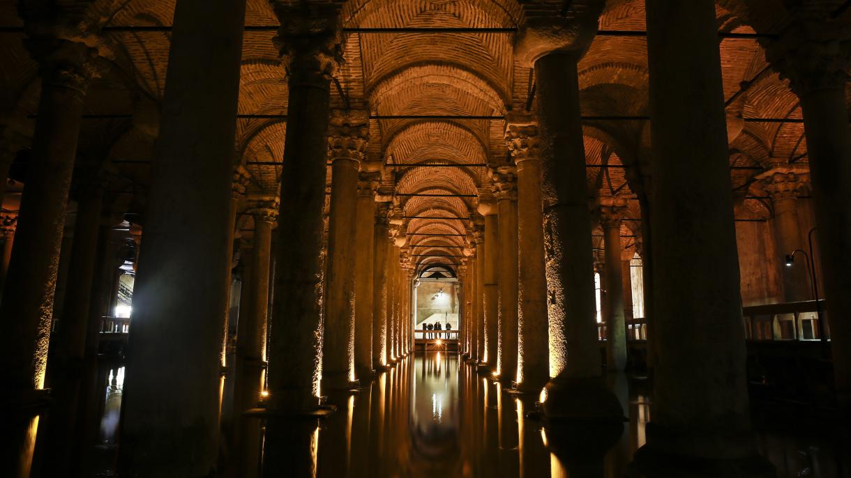 La Cisterna Basílica se somete a una restauración en 1.500 años