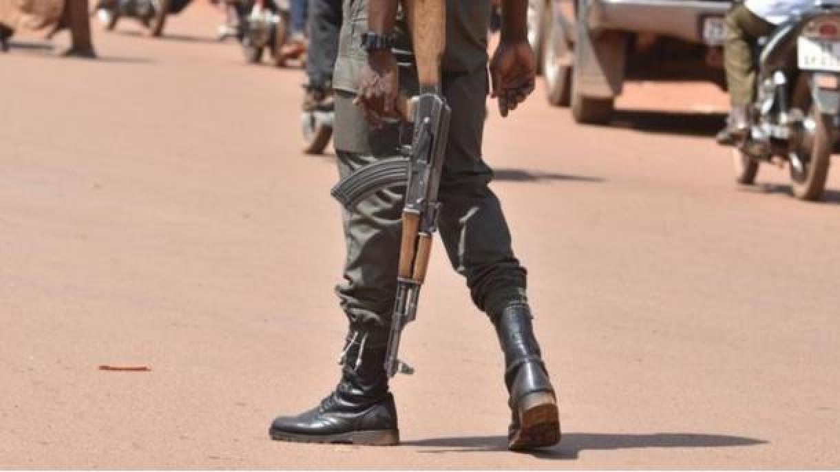 در بورکینا فاسو تروریست ها به سربازان حمله کردند