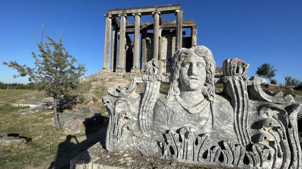En la antigua ciudad de Aizanoi se encontraron materiales de maquillaje de mujeres romanas