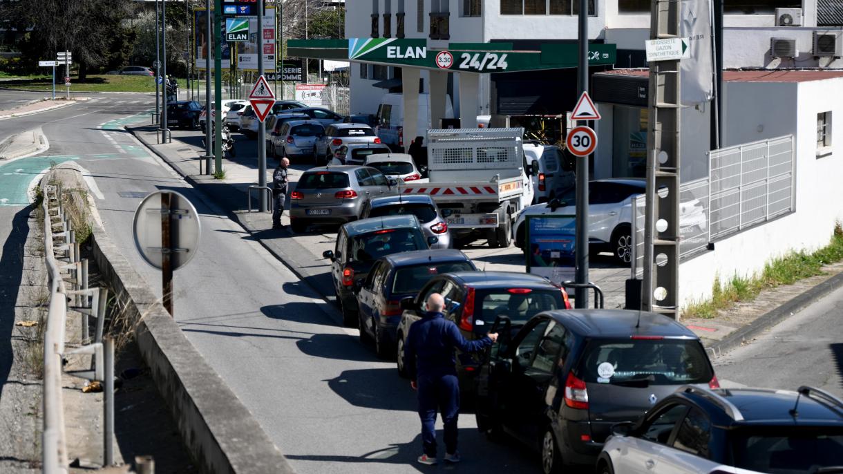 Franciaországban egyre mélyülnek az üzemanyag-ellátási problémák