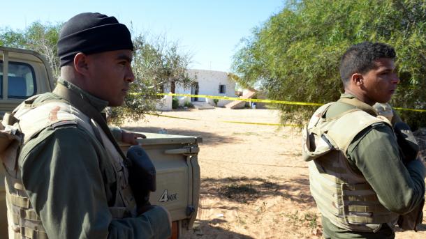 Ливиядан шегіне бастаған террористтер Туниске қарай жылжуда