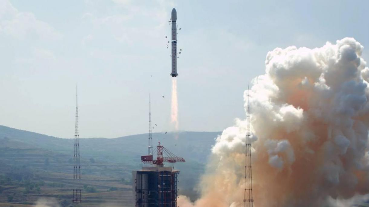 چین یک ماهواره مخابراتی جدید به فضا پرتاب كرد