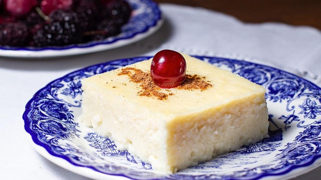 İrmik tatlısı
