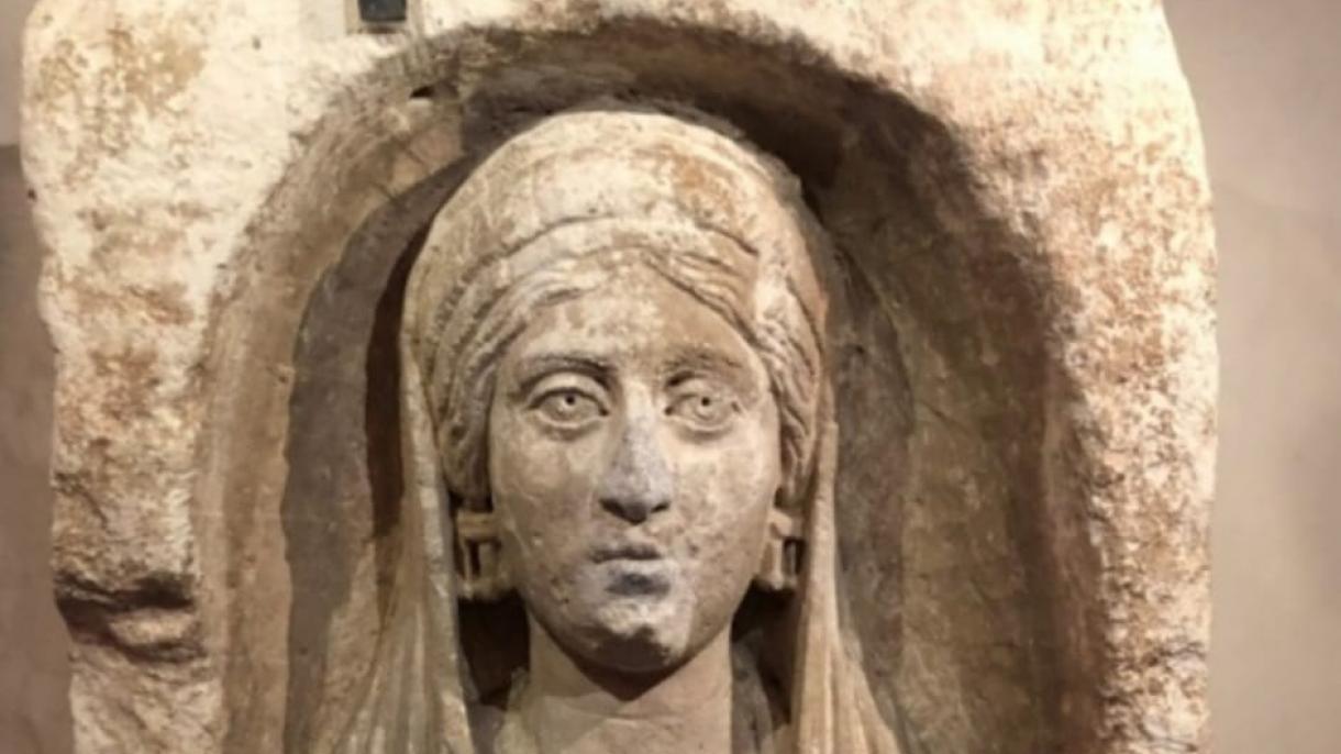 Italia devuelve a Türkiye la estela funeraria robada de la antigua ciudad de Zeugma en Gaziantep