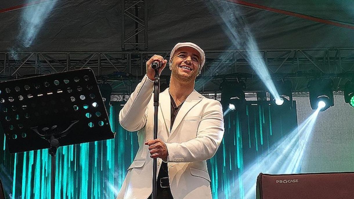 اجرای کنسرت ماهر زین، خواننده سوئدی لبنانی تبار در استانبول