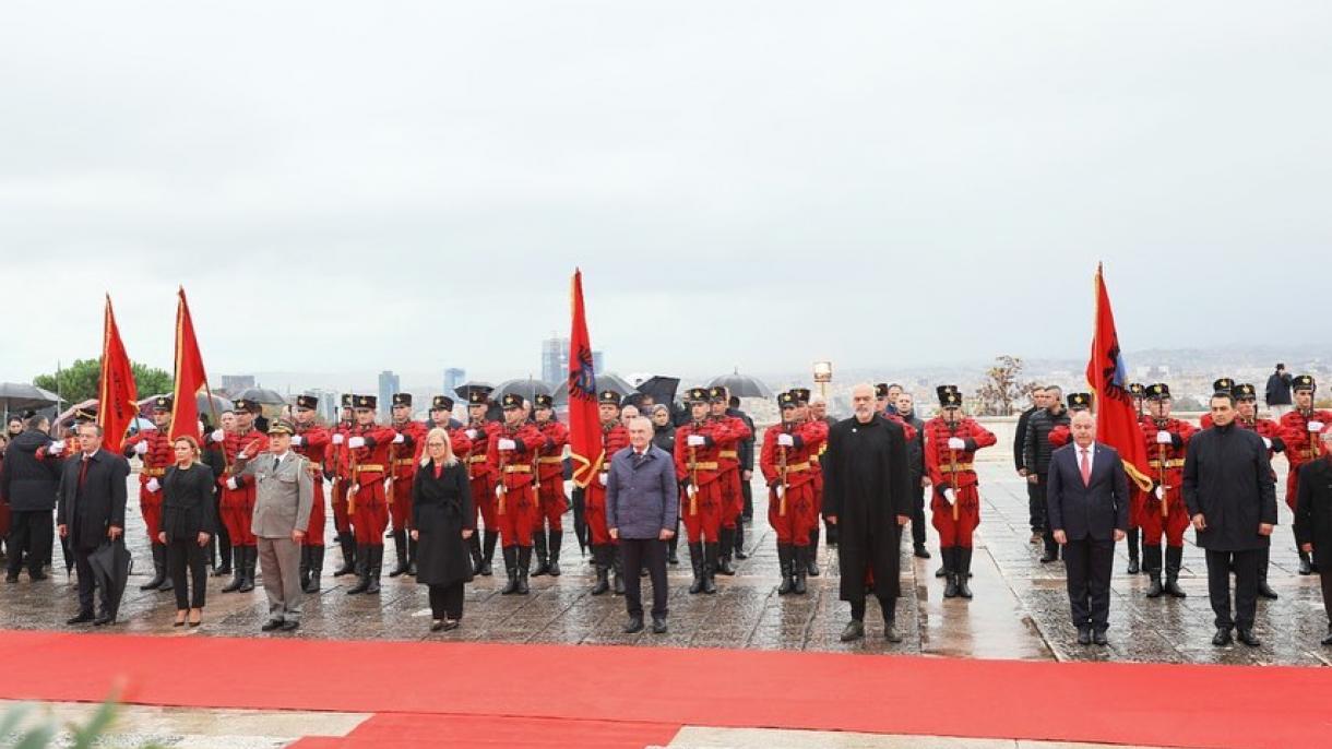 Arnavutluk_29_11_2021 Kurtuluş Günü Anma_5.jpg