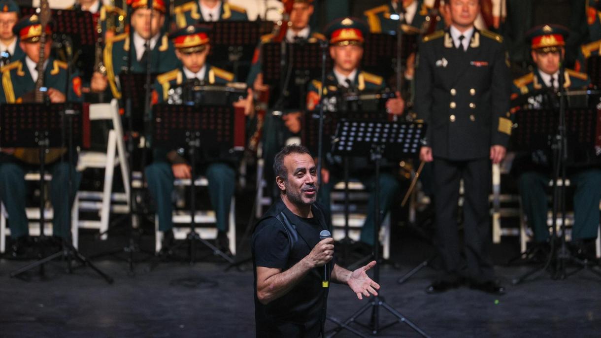 کنسرت هالوک لئونت و گروه کر ارتش سرخ روسیه در ازمیر