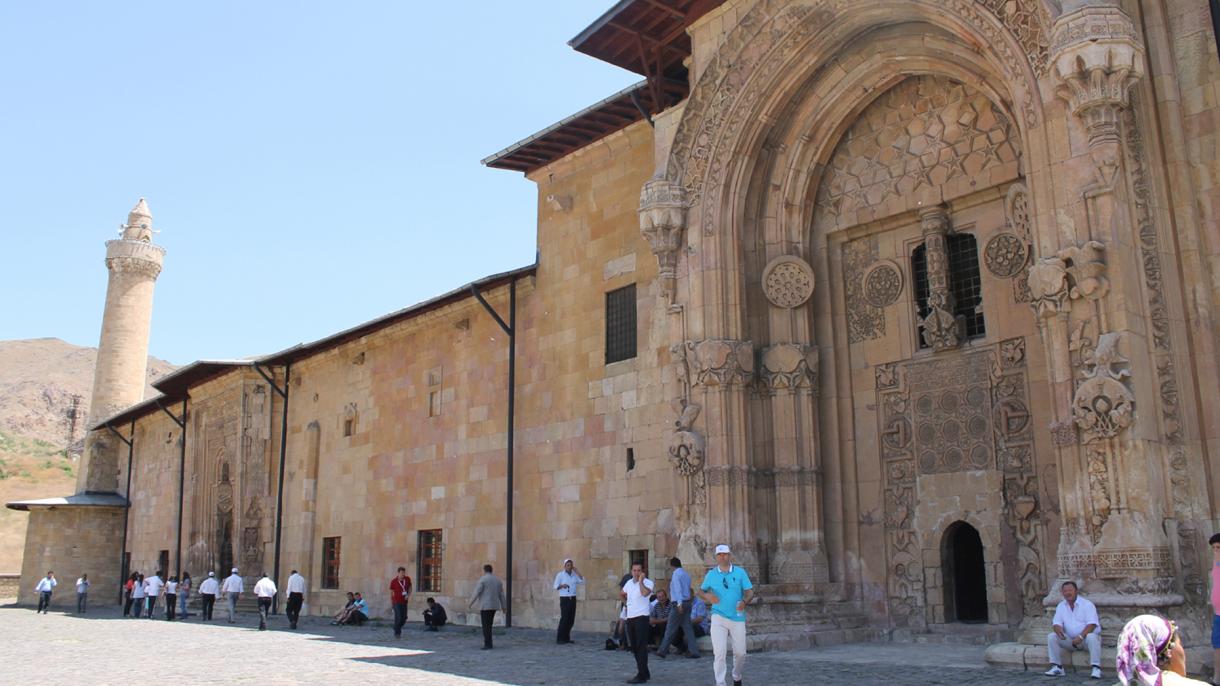 Divriği Ulu mәscidi və Darüşşəfa xəstəxanası kompleksi