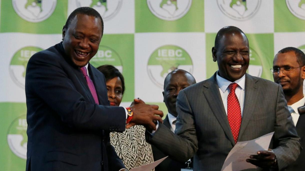Uhuru Kenyatta ganha eleição no Quênia