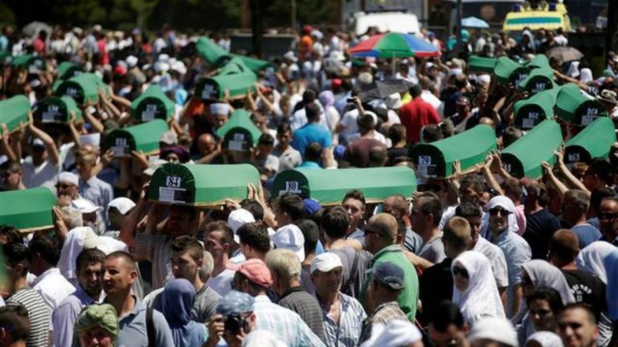 Massacre de Srebrenica: "les soldats tuent les enfants avec des petites balles, n’est-ce pas maman?"