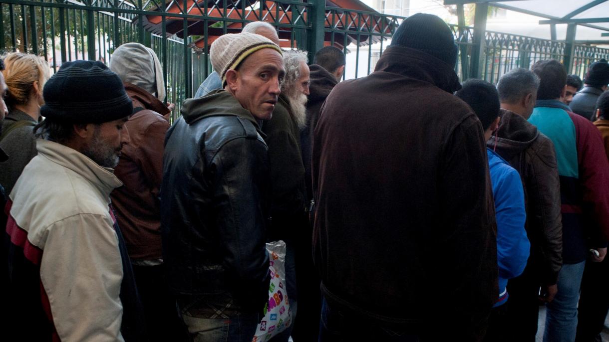 Половина граѓани на Грција им должи на Министерството за финансии