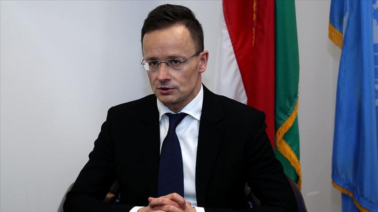 Hungría pide a la UE a pagar lo antes posible 6.000 millones de euros prometidos por Turquía