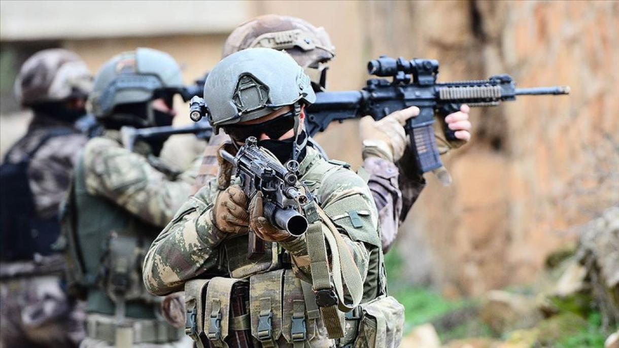 Van şəhərində bir terrorçu məhv edilib, biri təslim olub