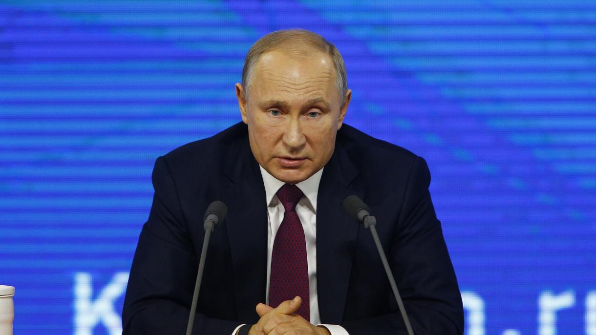 Putyin évértékelő sajtótájékoztatója