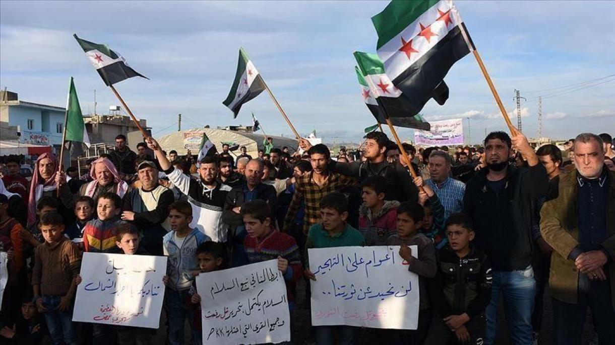 Syrie: Les déplacés syriens de Tel Rifaat manifestent pour libérer leur ville des terroristes du YPG