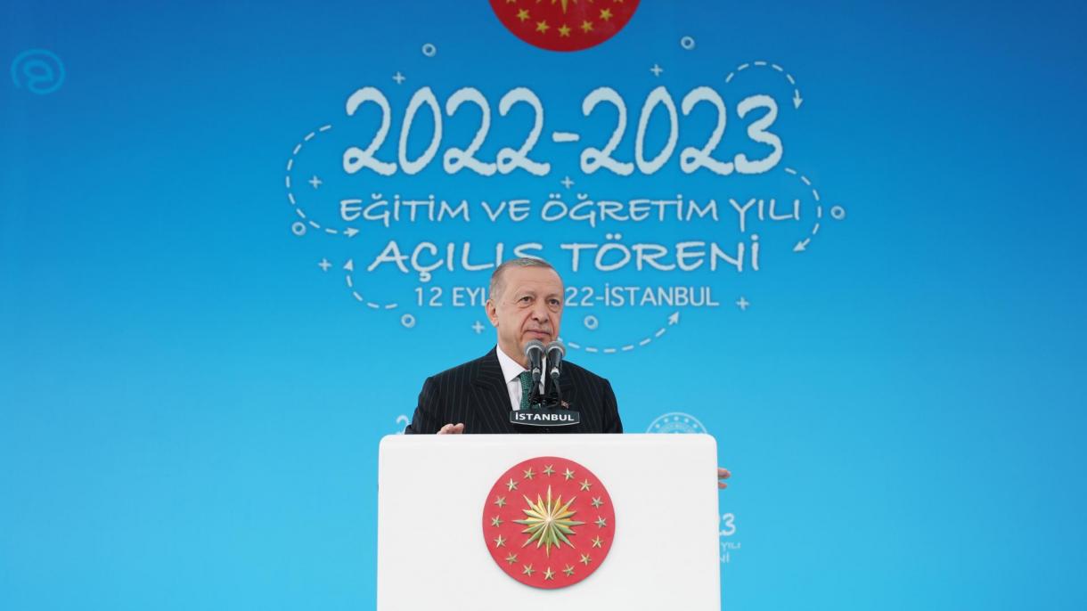 El presidente Erdogan: “Queremos una juventud virtuosa, no una juventud vanidosa”