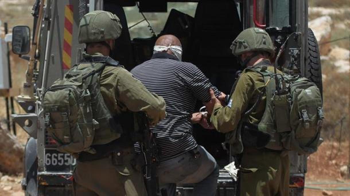 اسرائیلی فوجی 15 فلسطینیوں کو پکڑ کر لے گئے