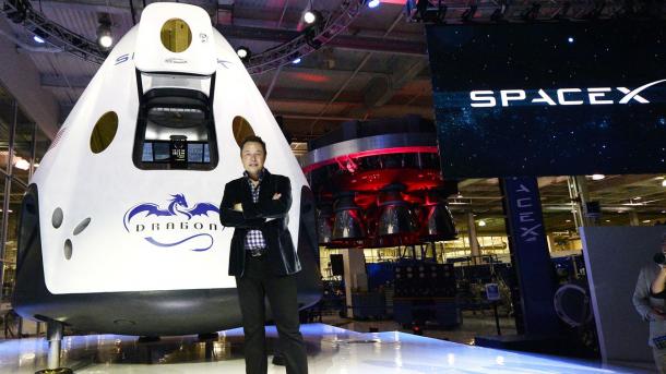 SpaceX  şirkǝti  Marsa ilk uçuşunu 2018-ci ildə etməyi planlaşdırır