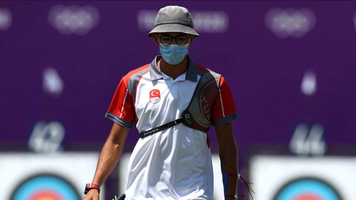 Arquero turco clasificado en la 10ª posición en el Tiro con Arco Individual Masculino