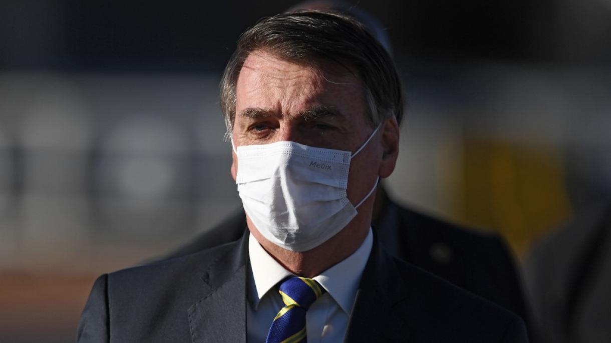 El presidente de Brasil, Bolsonaro, da positivo a coronavirus