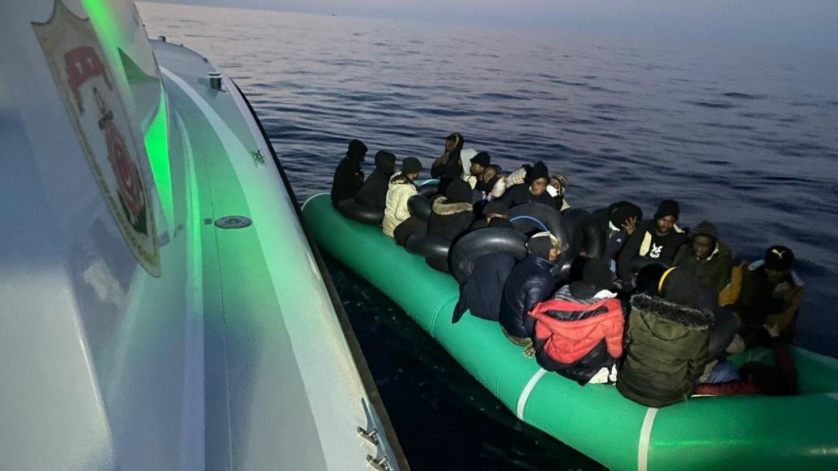 نجات پناهجویان از سوی گارد ساحلی ترکیه