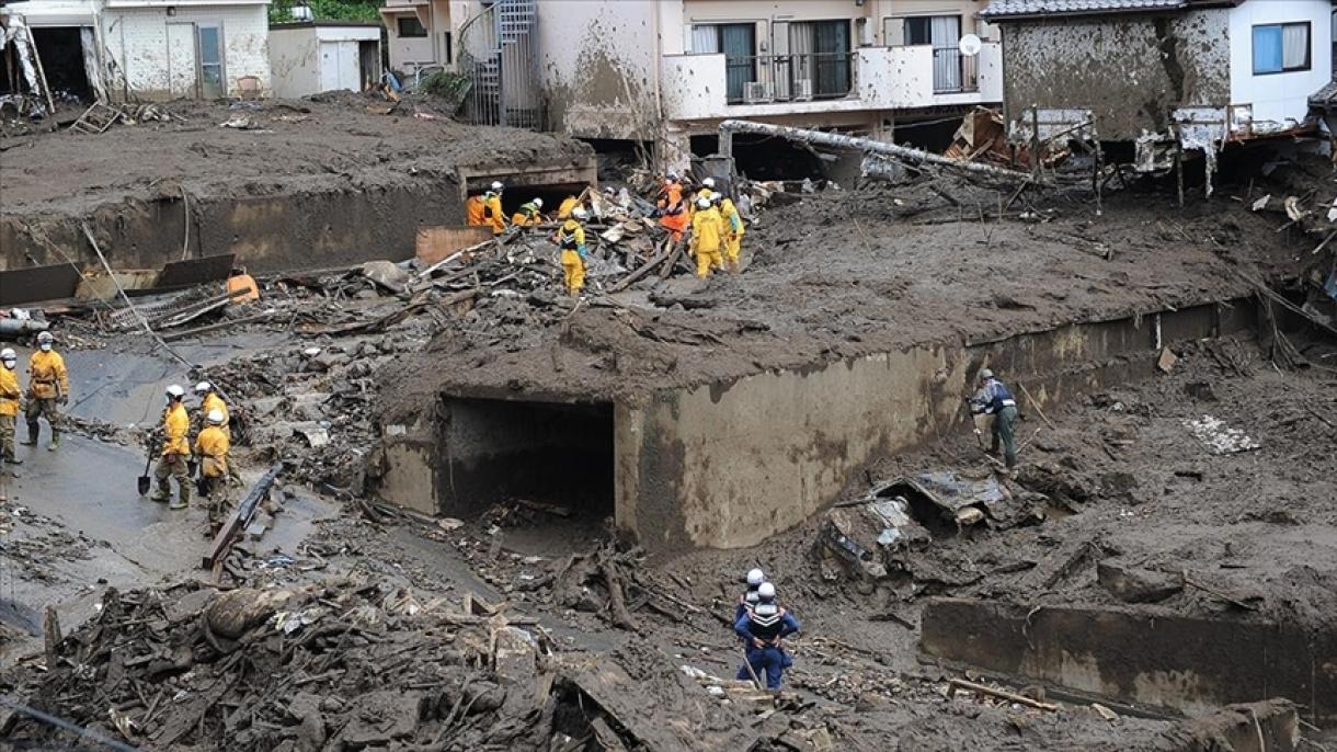Giappone, continuano le operazioni di ricerca e salvataggio per le persone disperse nella frana