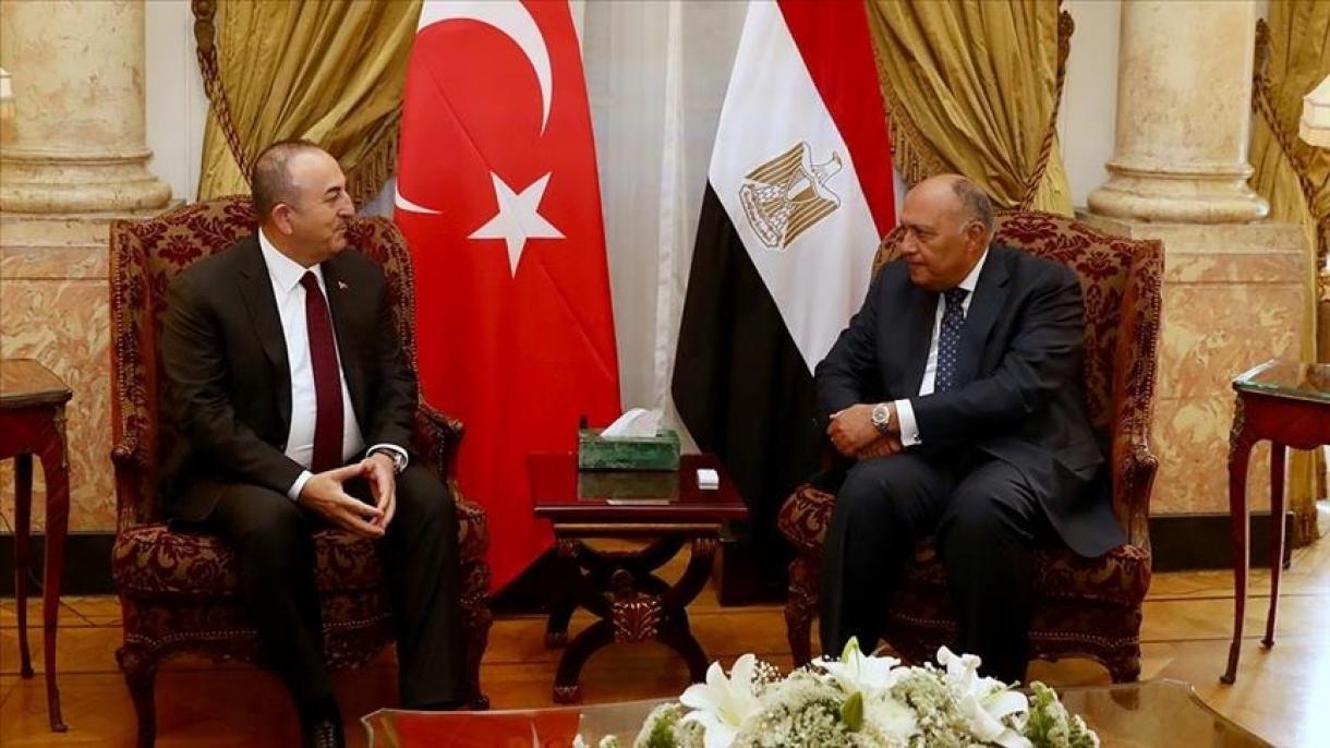 چاۋۇشئوغلۇ مىسىر تاشقى ئىشلار مىنىستىرى بىلەن تېلېفونلاشتى
