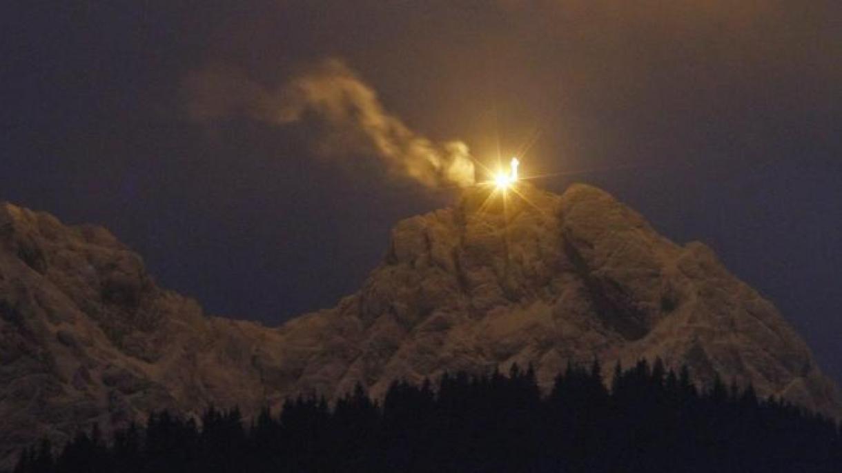 Polsha va Slovakiya o'rtasidagi Tatra tog'larida chaqmoq urishi natijasida 5 kishi halok bo'ldi.