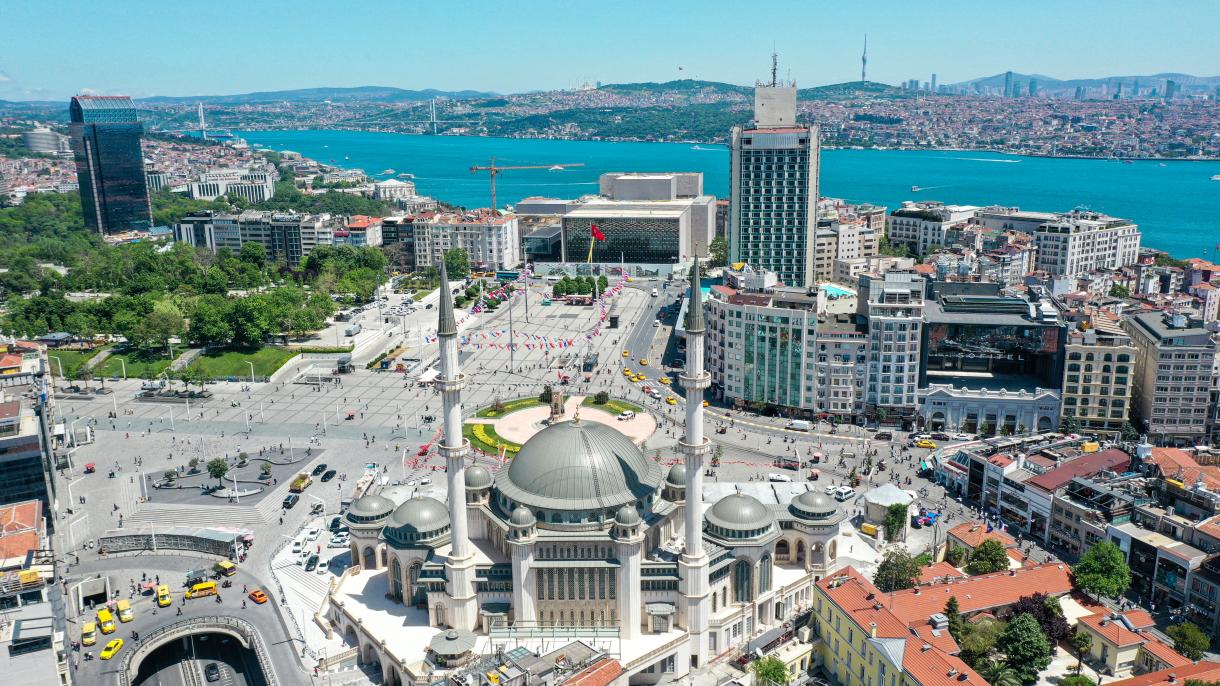 Bugun Istanbulning Taksim maydonida ulkan jome’ masjidi ochildi