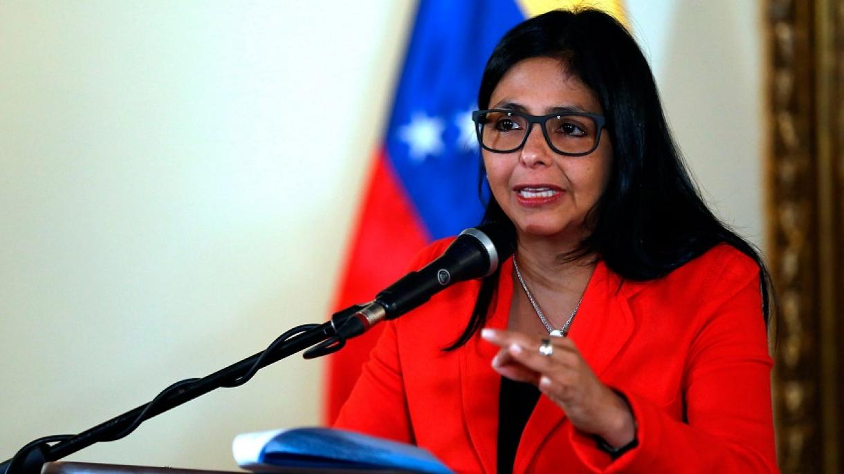 Embaixador do Brasil e diplomata canadiano declarados “persona non grata” na Venezuela