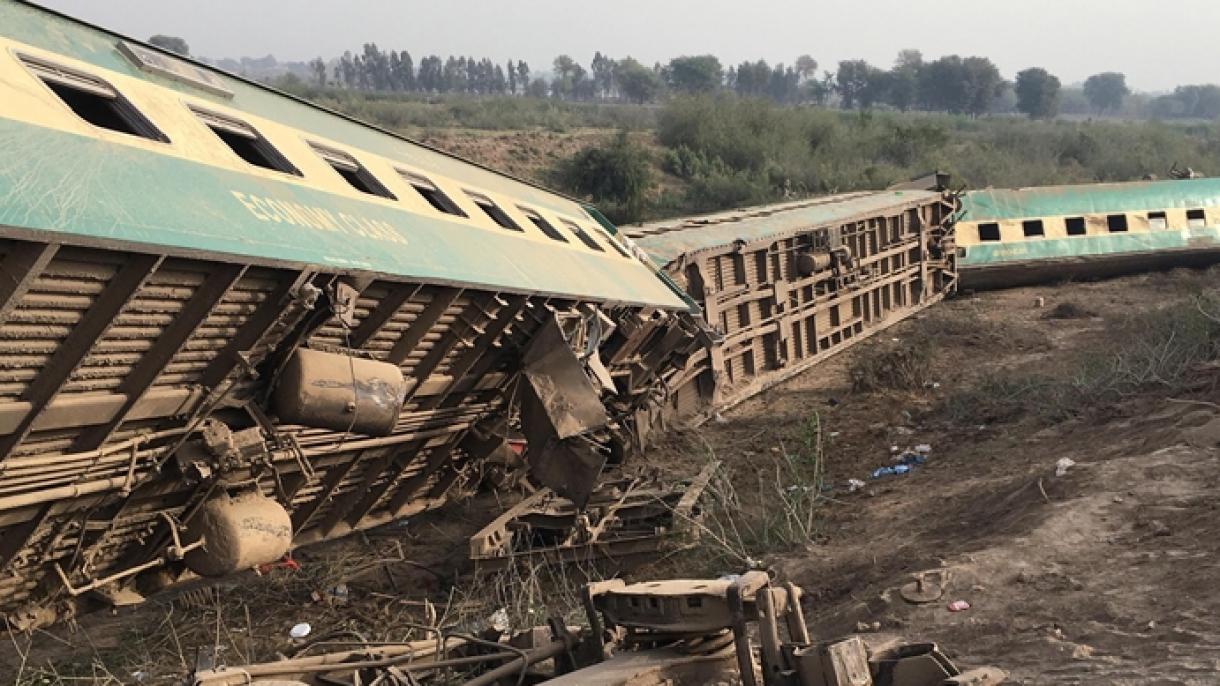 پاکستان: ٹرین کا حادثہ، 38 افراد ہلاک 64 زخمی