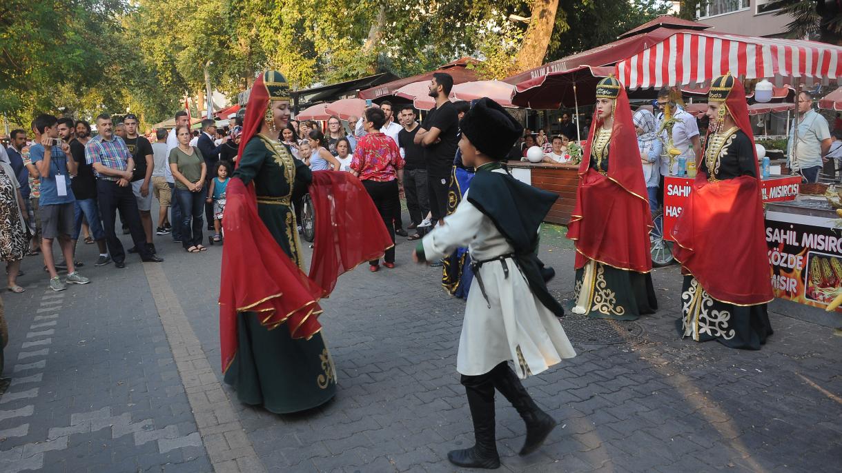 Yalovában idén 21. alkalommal rendezték meg a Türk Népek Kulturális Ünnepét
