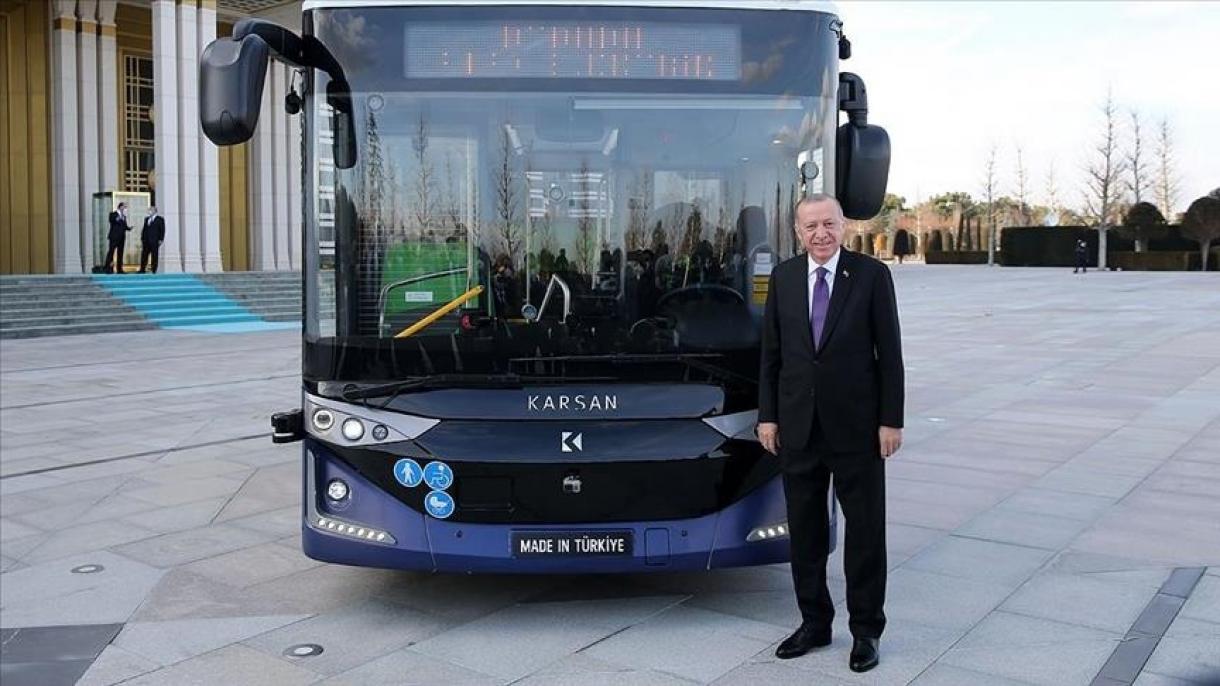 Prezident Ərdoğanın sürücüsüz idarə olunan sərnişin avtobusla bağlı paylaşımı