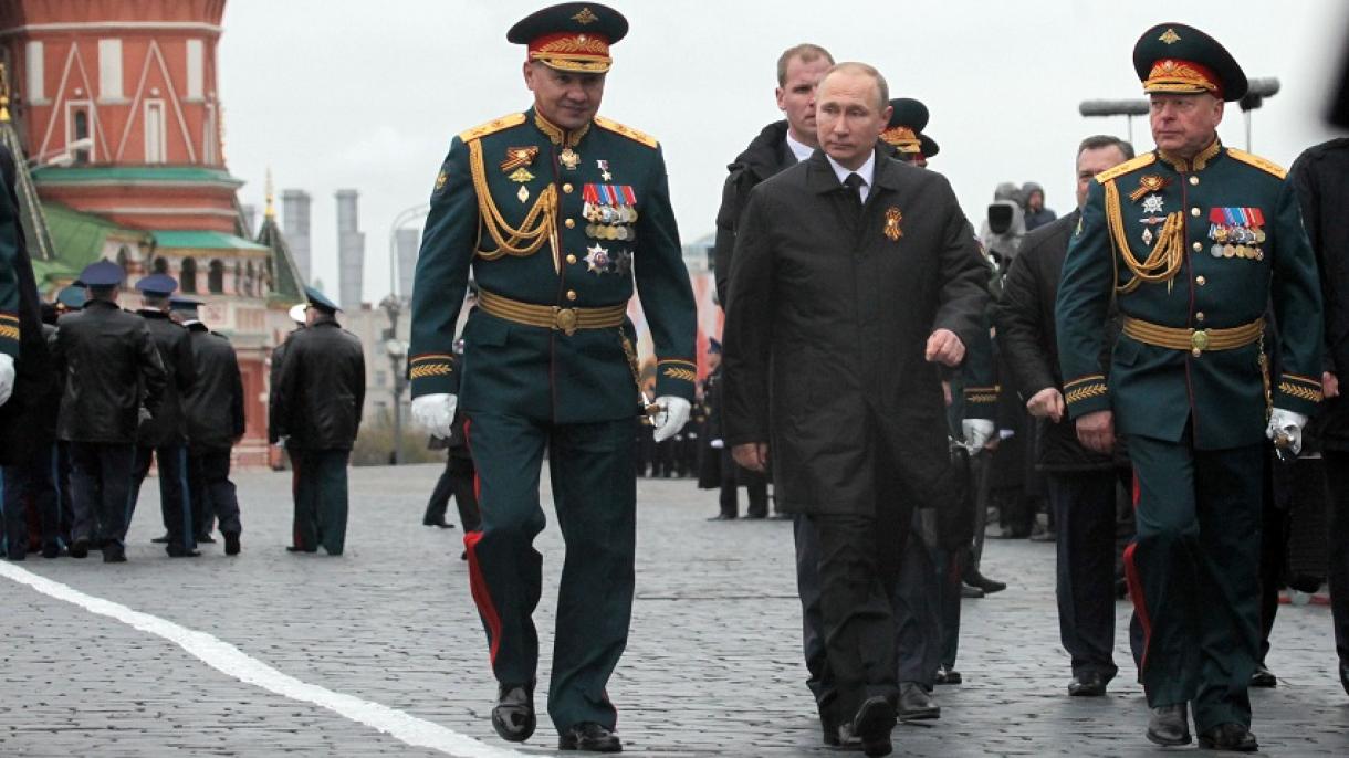 Vladimir Putin Kızıl Meydan'da 02