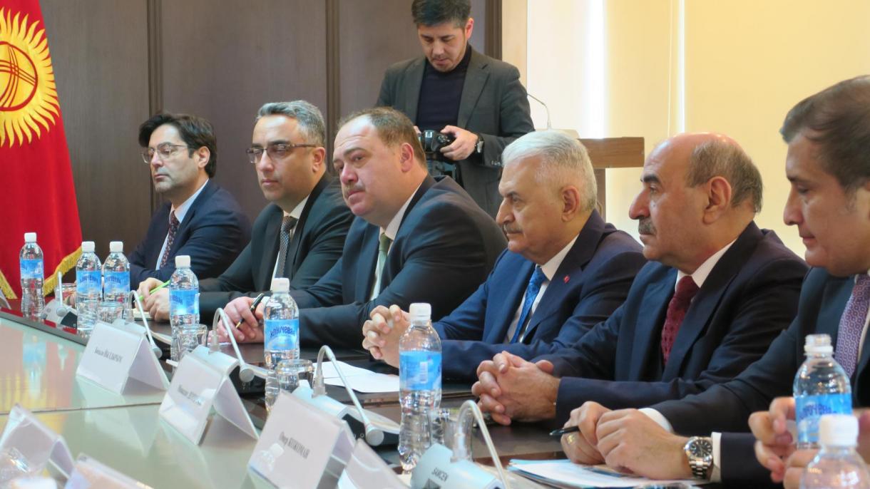 Бинали Йълдъръм е на посещение в Киргизстан