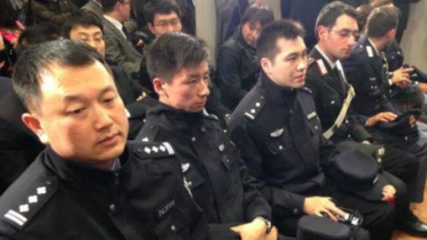 中国警察在罗马和米兰巡逻保障中国游客安全
