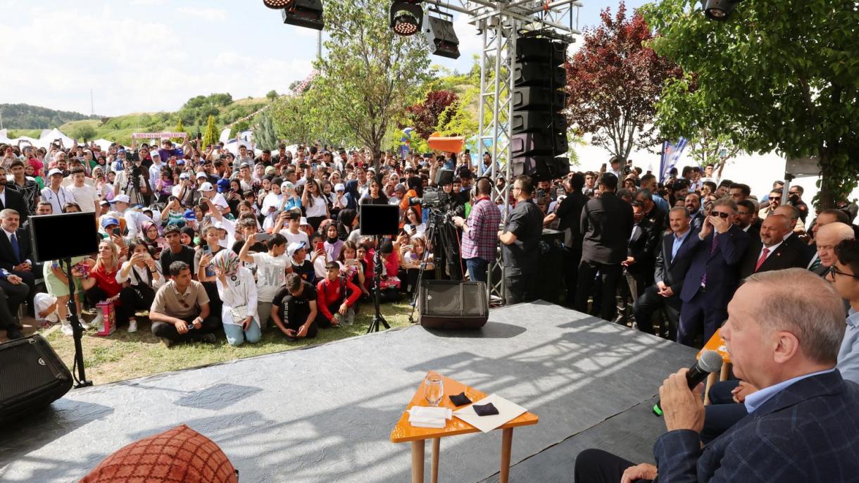 erdogan adiyaman genclik bulusmasi1.jpg